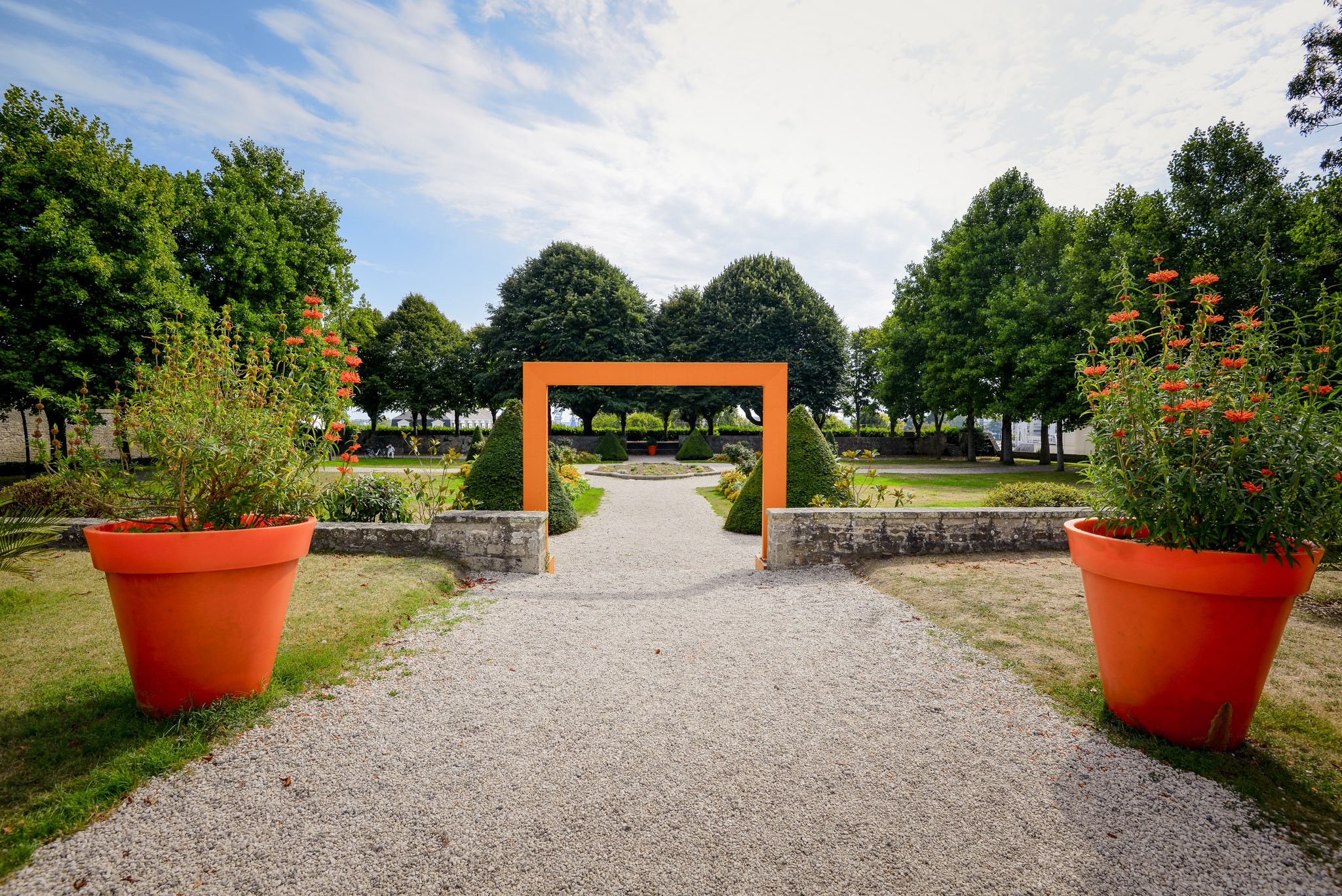 Les Jardins à la Française autour de l'Hôtel Gabriel dans l'Enclos du Port à Lorient.